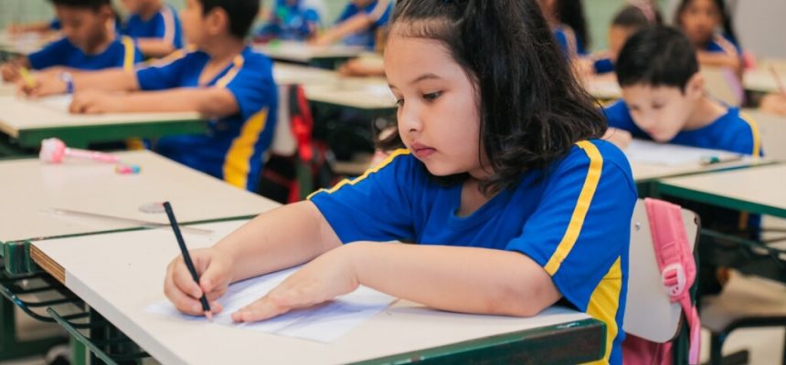 O Sesc Amazonas abriu inscrições gratuitas para o projeto Criar Sesc, que oferecerá mais de 600 vagas em Manaus, Coari, Tefé, Maués, Parintins, Itacoatiara e Presidente Figueiredo. Os responsáveis pelos candidatos podem realizar a matrícula diretamente na unidade de interesse, de segunda a sexta-feira, das 9h às 17h.